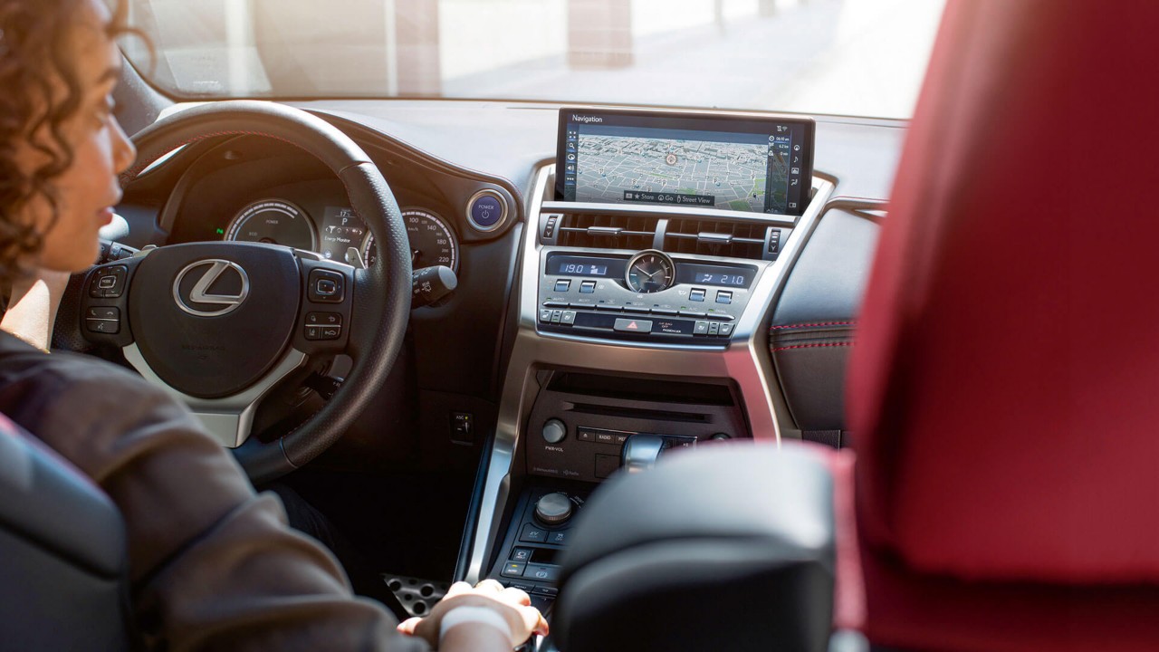 2018-lexus-nx-300h-gallery-001-interior-1920x1080_tcm-3160-1087909