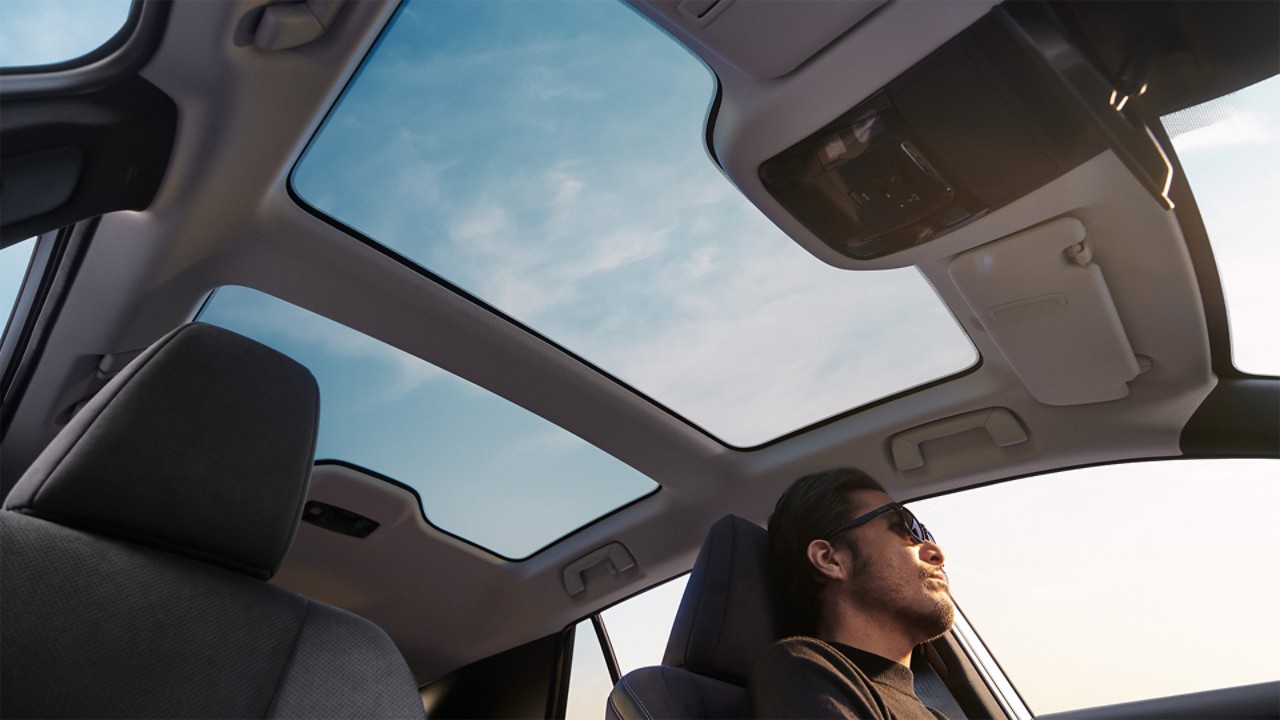 Lexus RZ 450e panoramic sunroof