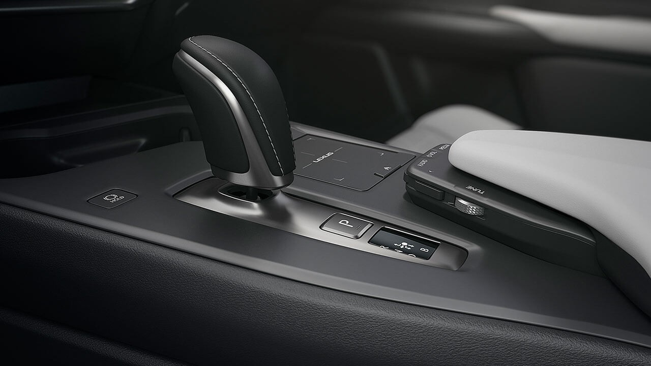 2020-lexus-ux-300e-experience-feature-interior-front-drive-selector-1280x720tcm-3154-1993802